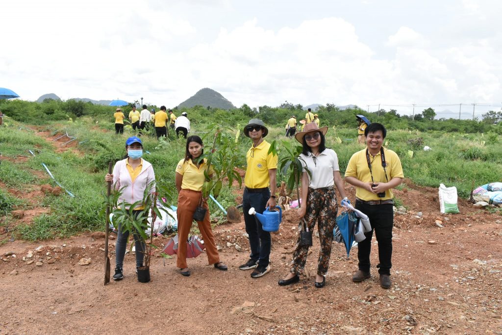 โครงการศาสตร์พระราชา  หนึ่งคน หนึ่งต้น บนแผ่นดินพ่อ