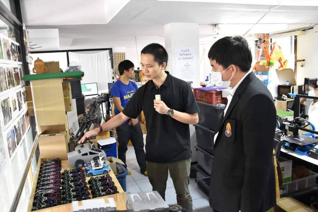 ปทุมวันศึกษาดูงาน Chiang Mai Maker Club