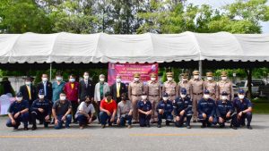กองทัพเรือ ร่วมกับ สทป. ตั้งจุดบริการพื่อช่วยเหลือบรรเทาความเดือดร้อนของประชาชน