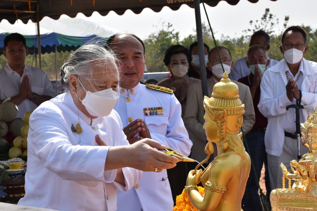 พิธีบวงสรวง ท้าวมหาพรหม ศาลพระภูมิและศาลเจ้าที่ สทป.ศูนย์กาญจนบุรี