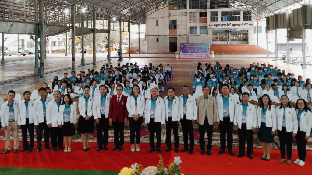 อธิการบดีร่วมงานศิลปหัตถกรรมนักเรียนนักศึกษา ครั้งที่ 71 กาญจนบุรี