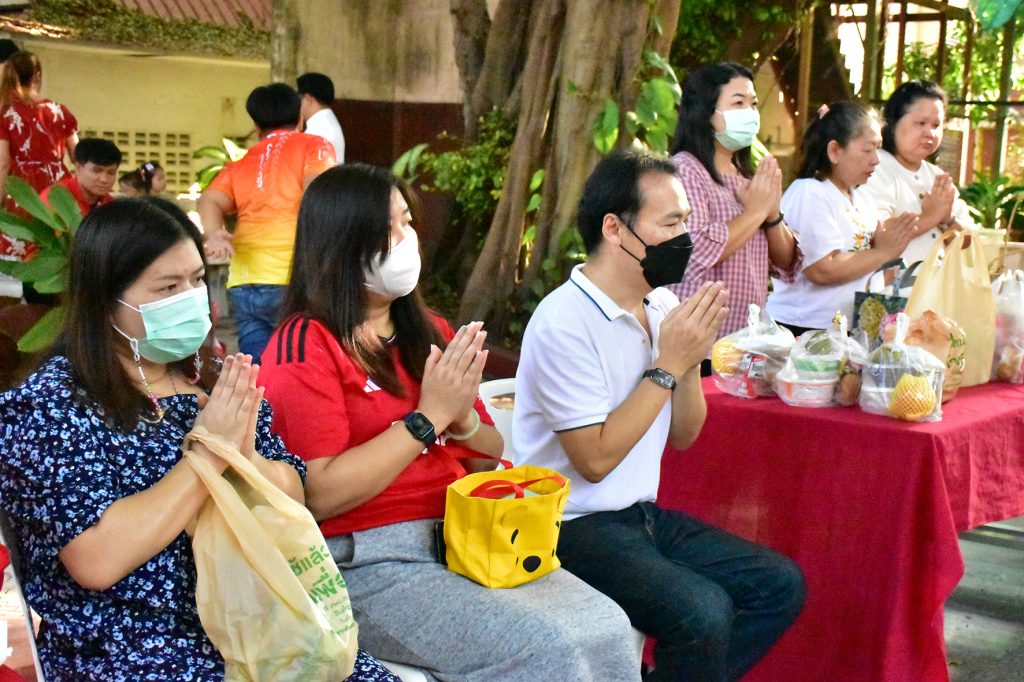 วศ.สทป. จัดกิจกรรมตักบาตรแด่พระภิกษุสงฆ์ ประจำเดือนกุมภาพันธ์ 2567