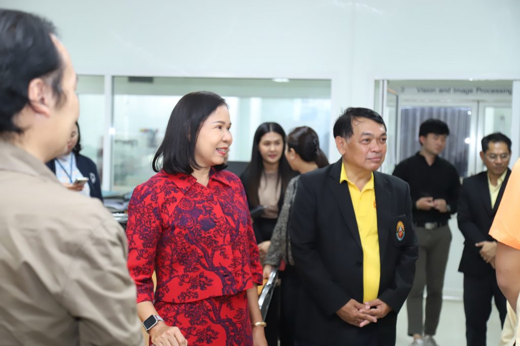 ปทุมวันต้อนรับรองอธิบดีกรมพินิจฯเข้าเยี่ยมชมการอบรมฝึกทักษะวิชาชีพช่างให้เด็กและเยาวชนฯ