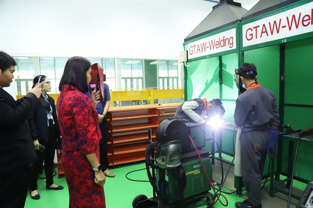 ปทุมวันต้อนรับรองอธิบดีกรมพินิจฯเข้าเยี่ยมชมการอบรมฝึกทักษะวิชาชีพช่างให้เด็กและเยาวชนฯ
