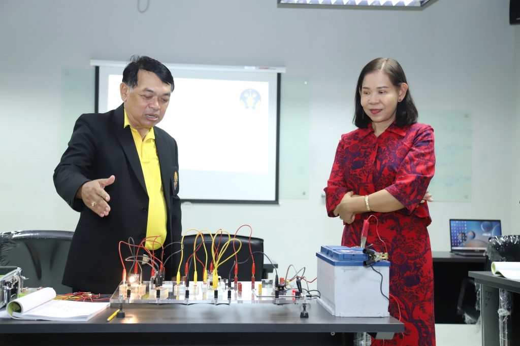 ปทุมวันต้อนรับรองอธิบดีกรมพินิจฯเข้าเยี่ยมชมการอบรมฝึกทักษะวิชาชีพช่างให้เด็กและเยาวชนฯ