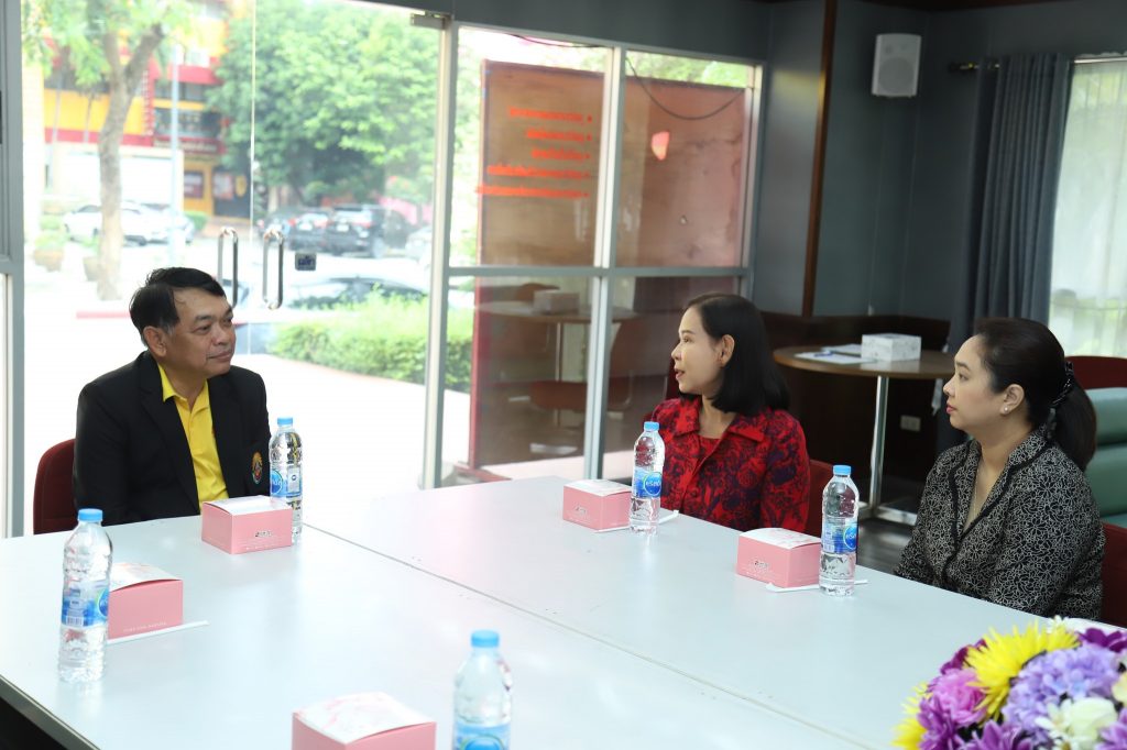 ปทุมวันต้อนรับรองอธิบดีกรมพินิจฯเข้าเยี่ยมชมการอบรมฝึกทักษะวิชาชีพช่างให้เด็กและเยาวชนฯ