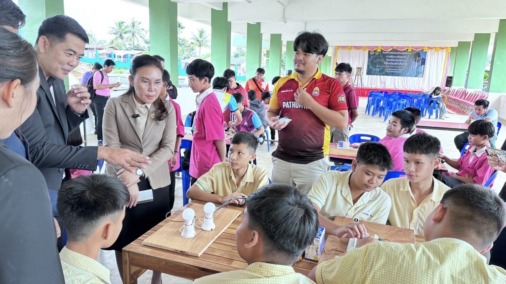 วศ. จัดอบรมพัฒนาทักษะวิชาช่าง แก่โรงเรียนขยายโอกาสในพื้นที่ทองผาภูมิ กาญจนบุรี