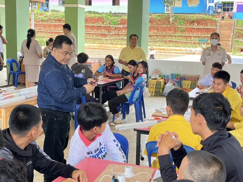 วศ. จัดอบรมพัฒนาทักษะวิชาช่าง แก่โรงเรียนขยายโอกาสในพื้นที่ทองผาภูมิ กาญจนบุรี