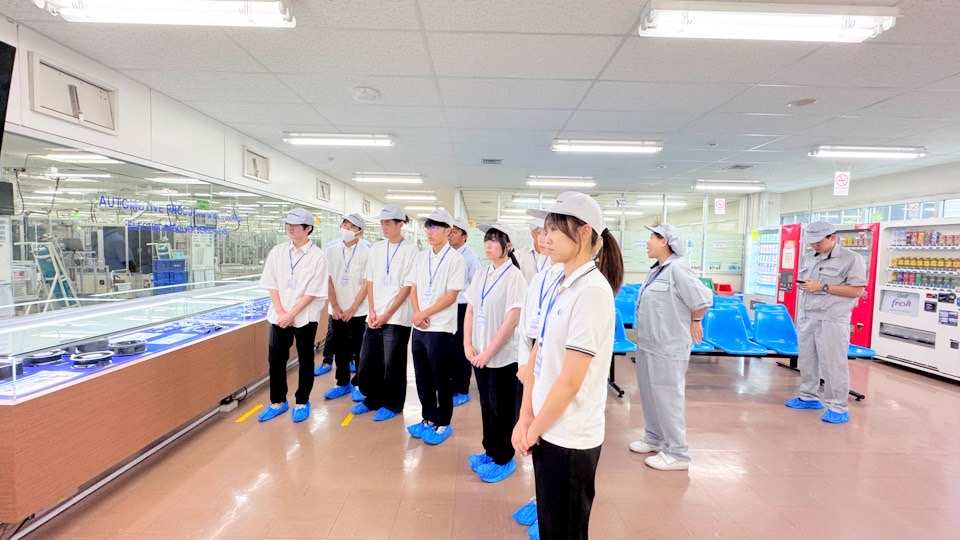 สทป.นำนักศึกษาแลกเปลี่ยนญี่ปุ่นศึกษาดูงานสถานประกอบการใน จ.อยุธยา