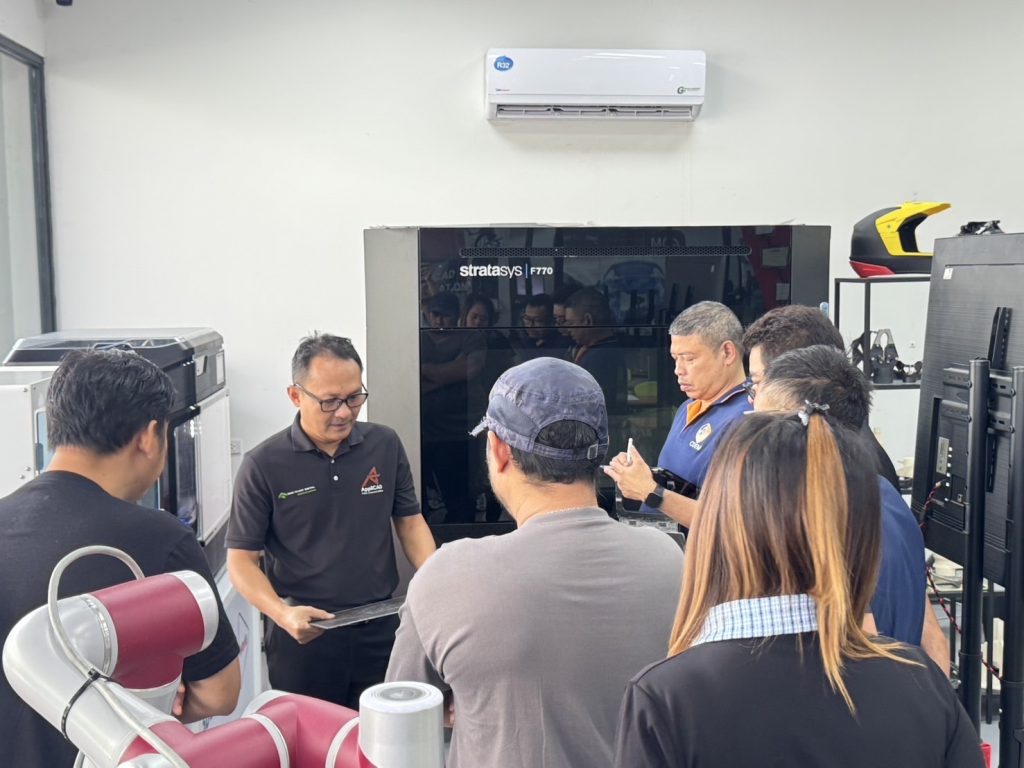 สำนักวิจัยและบริการวิชาการ สถาบันเทคโนโลยีปทุมวัน จัดอบรมเชิงปฏิบัติการการสร้างชิ้นงานต้นแบบด้วย 3D Printing