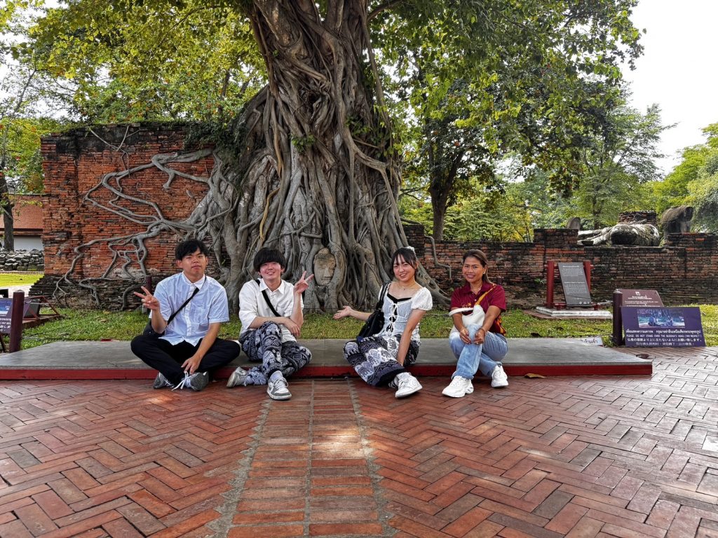 ปทุมวันนำนักศึกษาแลกเปลี่ยนจากประเทศญี่ปุ่น ศึกษาประวัติศาสตร์ไทย ในพระนครศรีอยุธยา