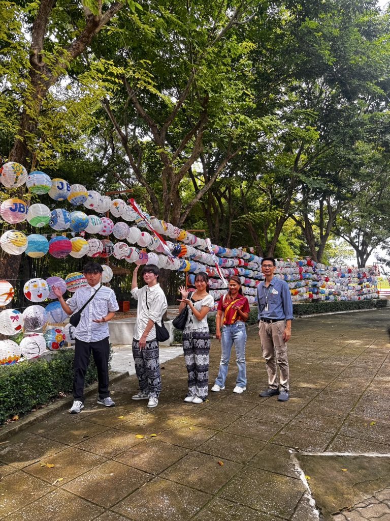 ปทุมวันนำนักศึกษาแลกเปลี่ยนจากประเทศญี่ปุ่น ศึกษาประวัติศาสตร์ไทย ในพระนครศรีอยุธยา
