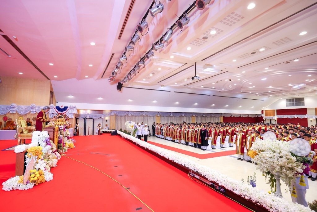 พิธีพระราชทานปริญญาบัตรแก่ผู้สำเร็จการศึกษาจากสถาบันเทคโนโลยีปทุมวัน ประจำปีการศึกษา 2565 - 2567