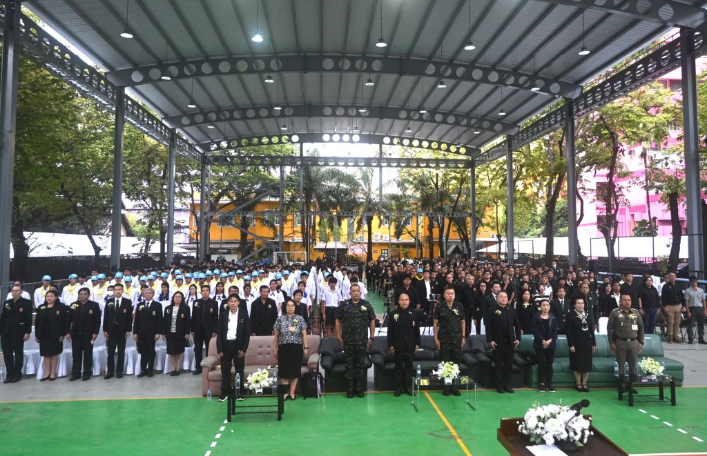 พลโท บุญสิน พาดกลาง บรรยายพิเศษและเสวนา หัวข้อ "เยาวชนไทยร่วมใจรักชาติ รักแผ่นดินและปลูกจิตสำนึก ด้านคุณธรรม จริยธรรม ความโปร่งใส เพื่อความมั่นคงของชาติ"