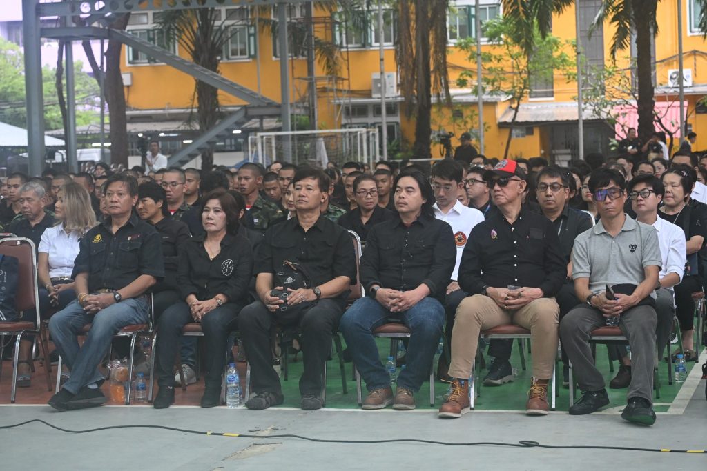 พลโท บุญสิน พาดกลาง บรรยายพิเศษและเสวนา หัวข้อ "เยาวชนไทยร่วมใจรักชาติ รักแผ่นดินและปลูกจิตสำนึก ด้านคุณธรรม จริยธรรม ความโปร่งใส เพื่อความมั่นคงของชาติ"