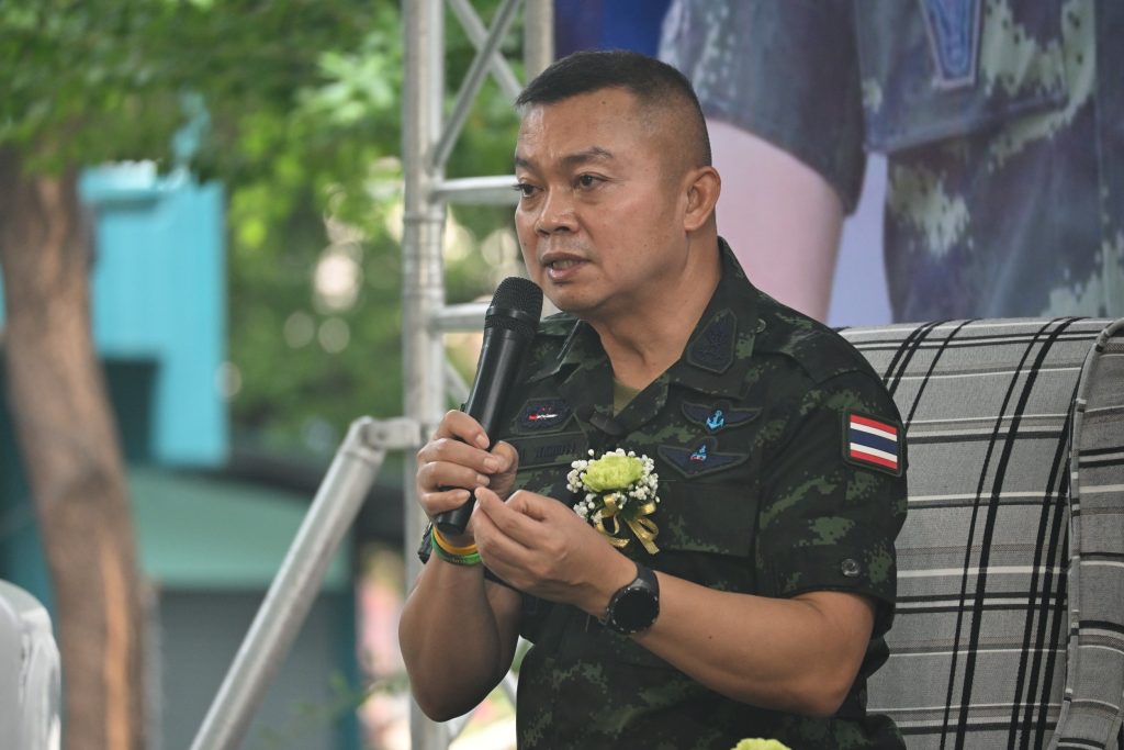 พลโท บุญสิน พาดกลาง บรรยายพิเศษและเสวนา หัวข้อ "เยาวชนไทยร่วมใจรักชาติ รักแผ่นดินและปลูกจิตสำนึก ด้านคุณธรรม จริยธรรม ความโปร่งใส เพื่อความมั่นคงของชาติ"