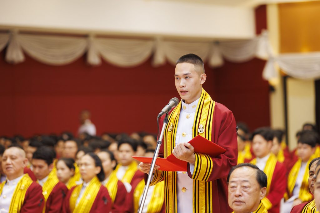 สมเด็จพระกนิษฐาธิราชเจ้า กรมสมเด็จพระเทพรัตนราชสุดาฯ สยามบรมราชกุมารี ทรงปฏิบัติพระราชกรณียกิจแทนพระองค์ ในการพระราชทานปริญญาบัตรแก่ผู้สำเร็จการศึกษาจากสถาบันเทคโนโลยีปทุมวัน ประจำปีการศึกษา 2565 - 2567