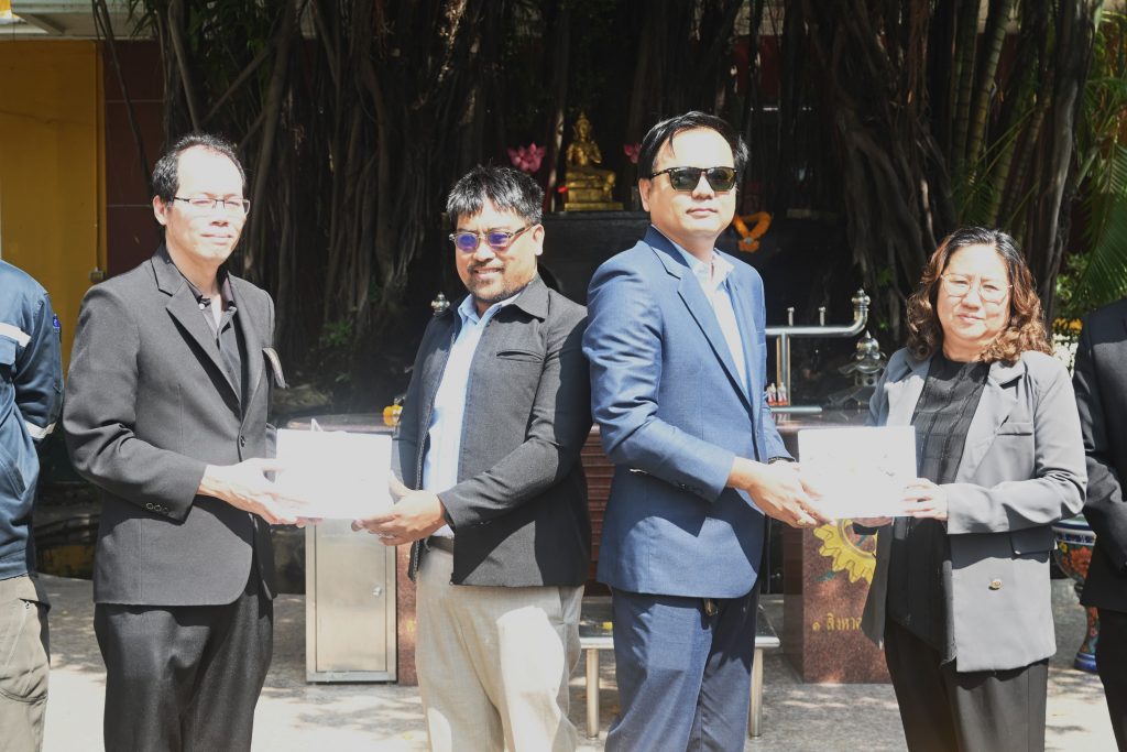 สทป. รับมอบถังดับเพลิงสำหรับติดตั้งภายในอาคารจาก บจ.ไฟร์อลามครีเอเตอร์ เพื่อเป็นการเฝ้าระวังการเกิดอัคคีภัย