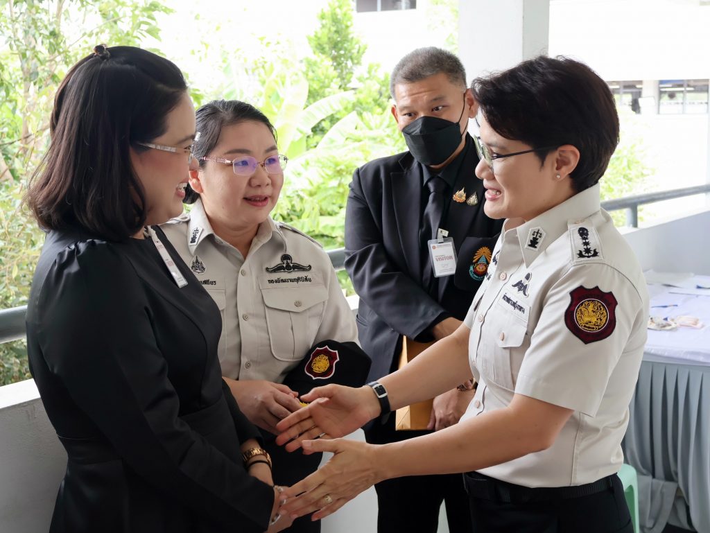 คณะวิทยาศาสตร์และเทคโนโลยี สถาบันเทคโนโลยีปทุมวัน ร่วมกับ กรมราชทัณฑ์ จัดพิธีปิดการอบรม “โครงการปันความรู้สู่ผู้ต้องขังหญิง” พร้อมมอบประกาศนียบัตรแก่ผู้สำเร็จการอบรม ณ ทัณฑสถานหญิงกลาง