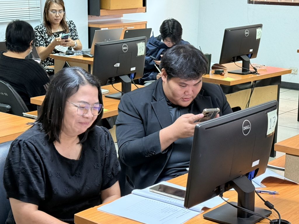 ศูนย์ภาษาและคอมพิวเตอร์ จัดอบรม AI Productivity Masterclass นำปัญญาประดิษฐ์ต่อยอดในการปฏิบัติงาน