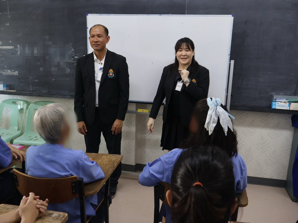 คณะวิทยาศาสตร์และเทคโนโลยี สถาบันเทคโนโลยีปทุมวันร่วมกับกรมราชทัณฑ์ เปิดโครงการ “ปันความรู้สู่ผู้ต้องขังหญิง”