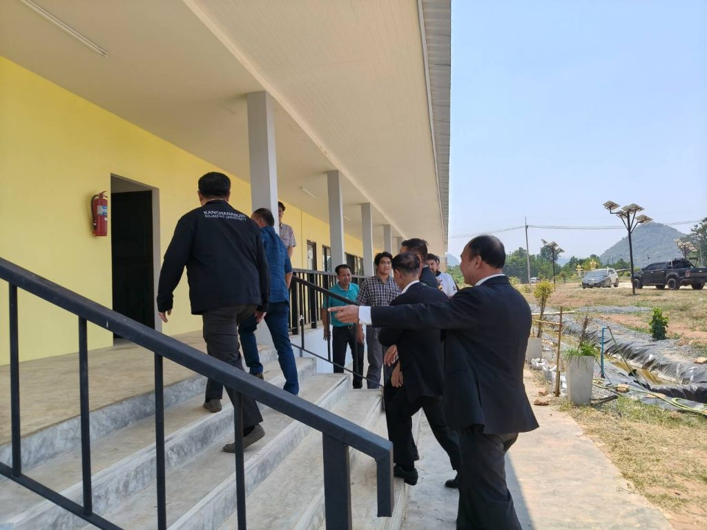 พลเอก ไพบูลย์ คุ้มฉายา องคมนตรี ลงพื้นที่เข้มติดตามงานโรงเรียนโครงการกองทุนฯ ชูแนวคิดพัฒนาคุณธรรมจริยธรรมให้เข้าถึงตัวบุคคล