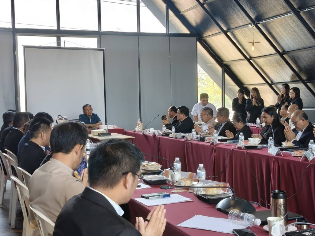 พลเอก ไพบูลย์ คุ้มฉายา องคมนตรี ลงพื้นที่เข้มติดตามงานโรงเรียนโครงการกองทุนฯ ชูแนวคิดพัฒนาคุณธรรมจริยธรรมให้เข้าถึงตัวบุคคล