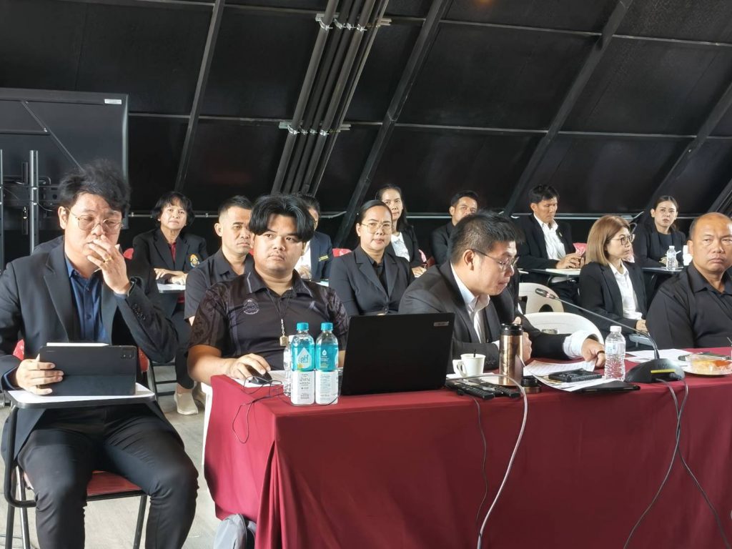 พลเอก ไพบูลย์ คุ้มฉายา องคมนตรี ลงพื้นที่เข้มติดตามงานโรงเรียนโครงการกองทุนฯ ชูแนวคิดพัฒนาคุณธรรมจริยธรรมให้เข้าถึงตัวบุคคล