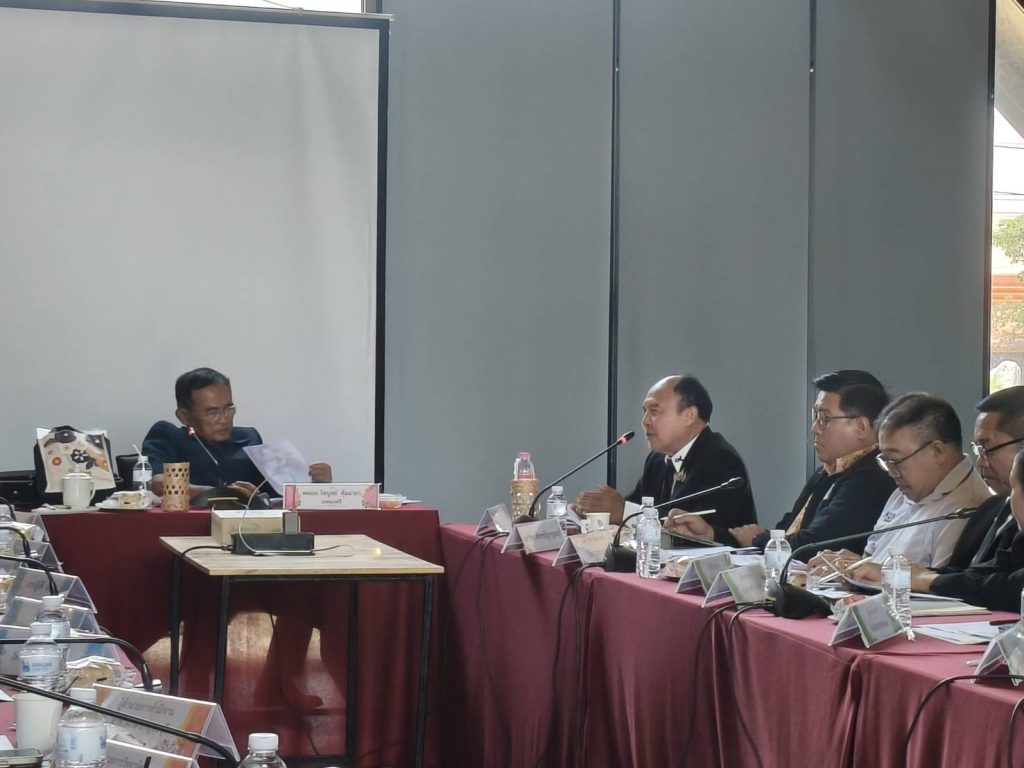 พลเอก ไพบูลย์ คุ้มฉายา องคมนตรี ลงพื้นที่เข้มติดตามงานโรงเรียนโครงการกองทุนฯ ชูแนวคิดพัฒนาคุณธรรมจริยธรรมให้เข้าถึงตัวบุคคล