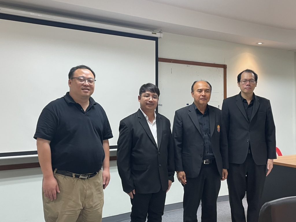 นักศึกษาบัณฑิตศึกษา สาขาวิชาวิศวกรรมไฟฟ้า ผ่านการประเมินสอบป้องกันวิทยานิพนธ์และการค้นคว้าอิสระ จำนวน 4 ราย