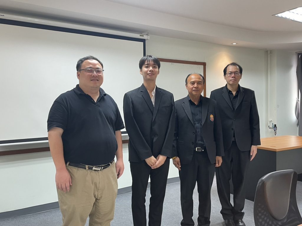 นักศึกษาบัณฑิตศึกษา สาขาวิชาวิศวกรรมไฟฟ้า ผ่านการประเมินสอบป้องกันวิทยานิพนธ์และการค้นคว้าอิสระ จำนวน 4 ราย