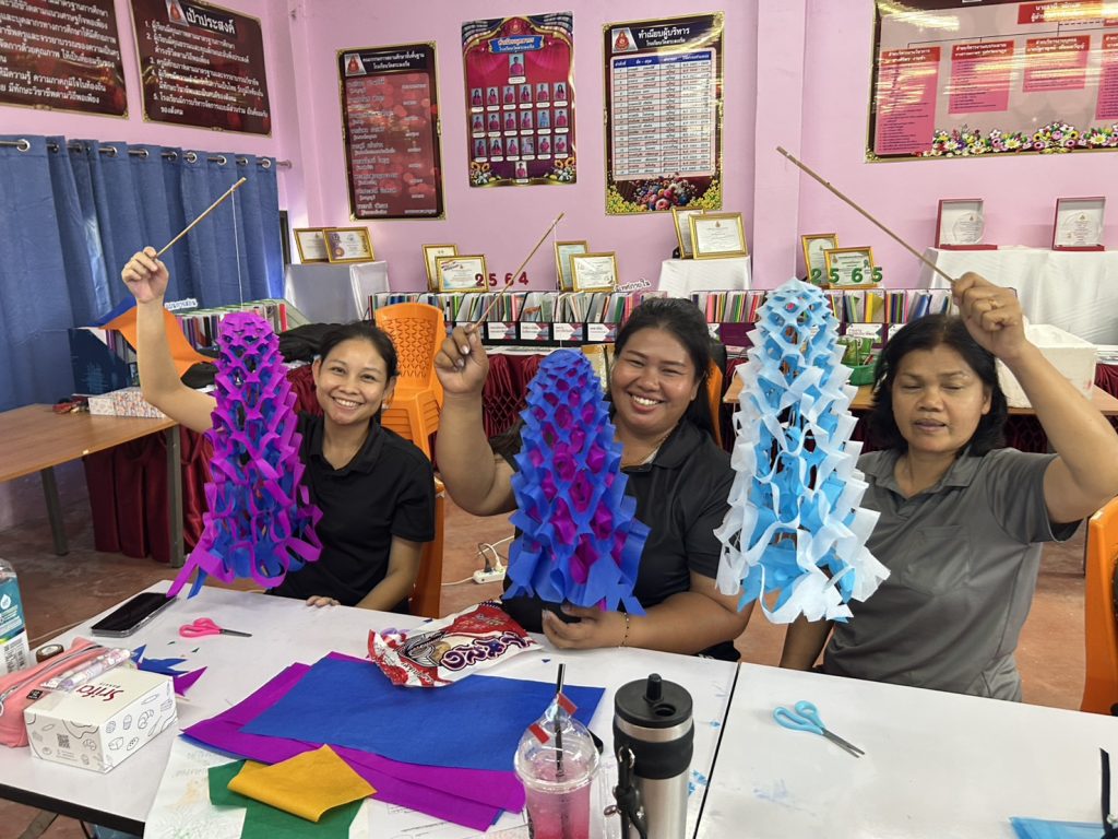สทป. รุกคืบพัฒนาทักษะครูโรงเรียนวัดสระลงเรือ ยกระดับการสอนภาษาไทย ขจัดปัญหาอ่านไม่ออกเขียนไม่ได้ในเด็กชายขอบ